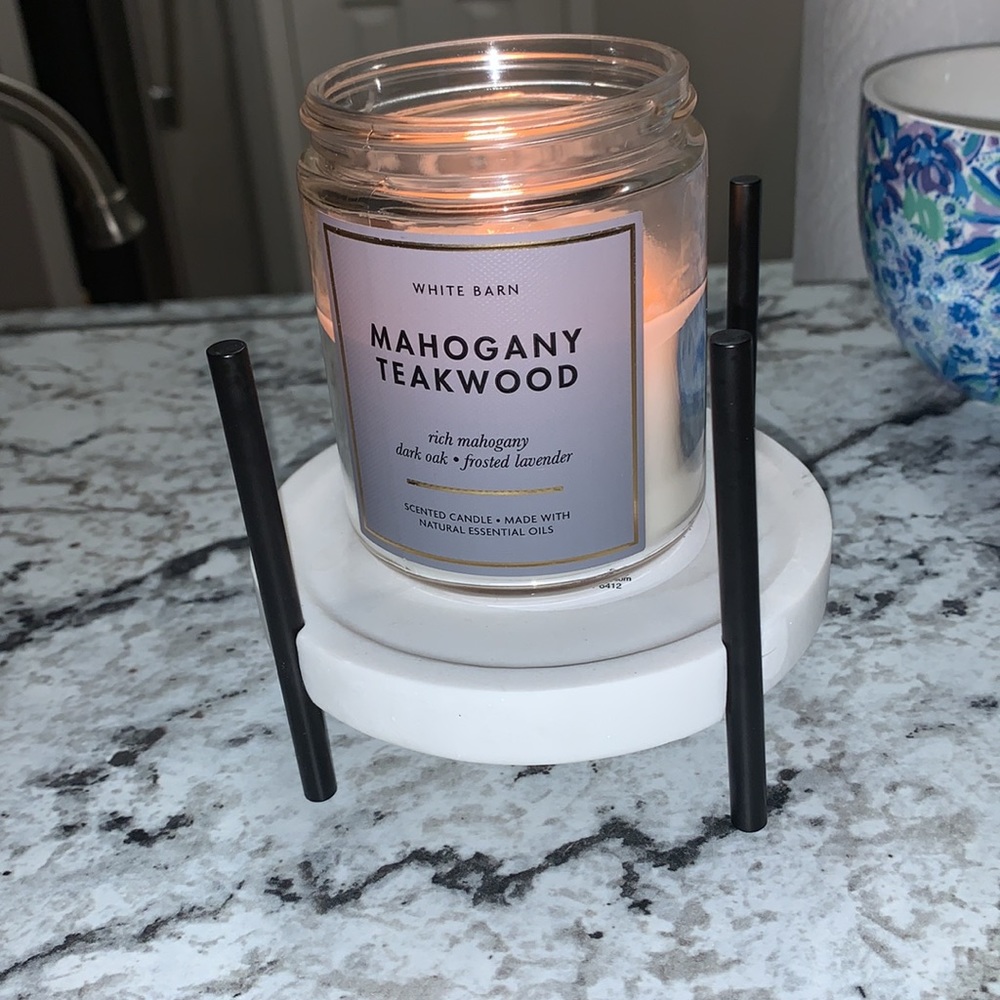 Bath and Body works candle holder